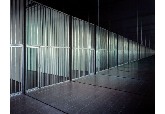 Infinite Cell, 2004, iron bars, painted wood, and mirrors, 375.6 x 458.4 x 260 cm Courtesy of the Galerie LeLong and ART21, © 2025 Alfredo Jaar (ART21aj-176)